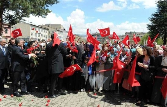 Abdullah Gül gezisini Twitter'dan paylaştı