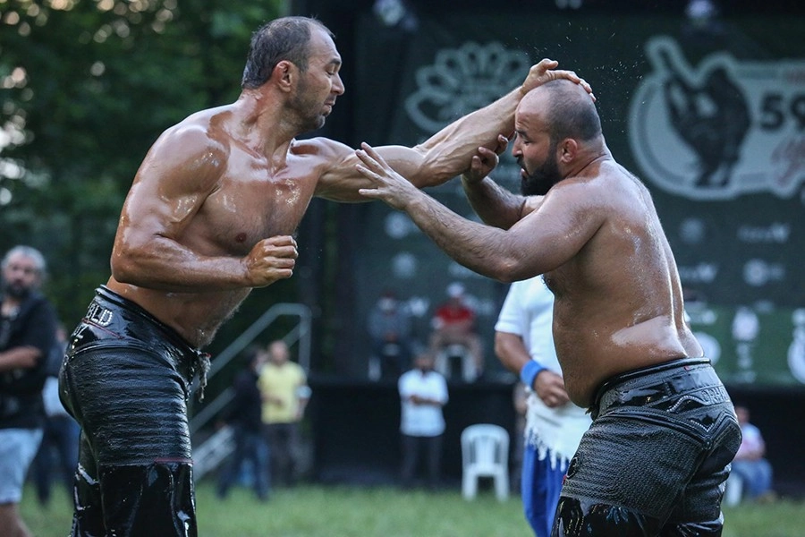 Çalı Güreşleri'nde başpehlivan Orhan Okulu oldu