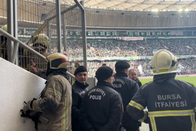 Bursaspor maçında yangın paniği!