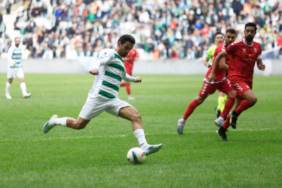 Bursaspor sahasında 3 golle 3 puanı aldı